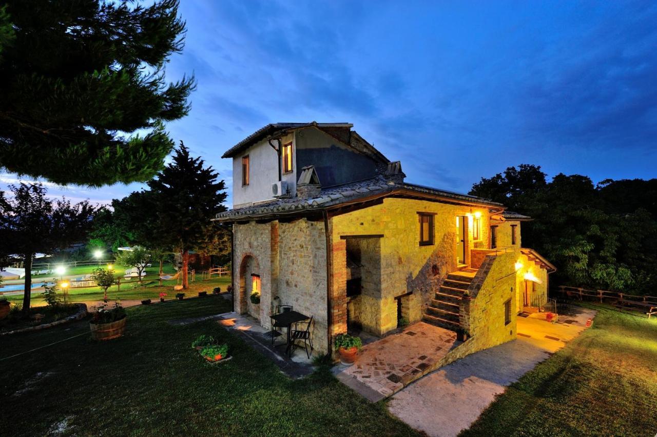 Girasole - Agriturismo Fogliani Giano dellʼUmbria Zewnętrze zdjęcie